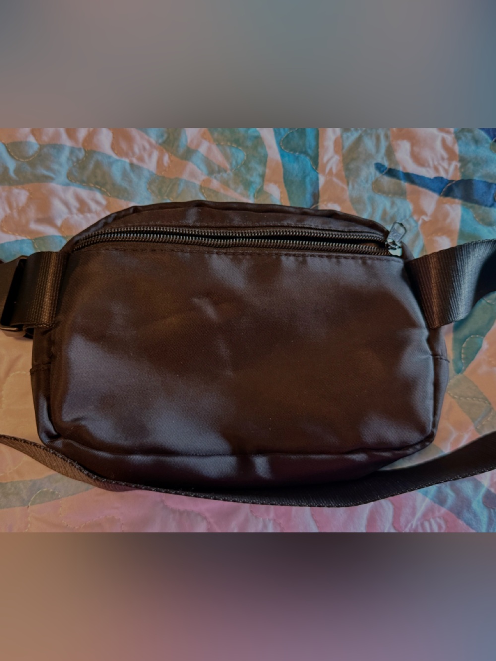 Hotworx - Black Crossbody Sling Bag - Picture 4 of 4
